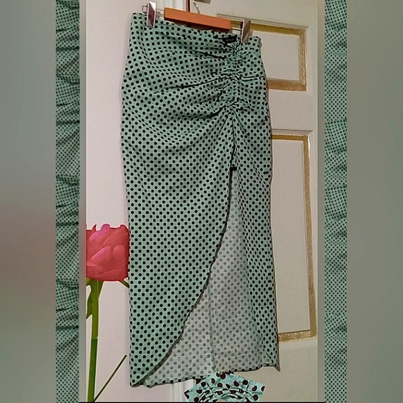 ZARA🐞Linen Ruched Mint Green Polka Dot Asymmetrical Maxi Pencil Skirt Sz:M - Picture 2 of 12